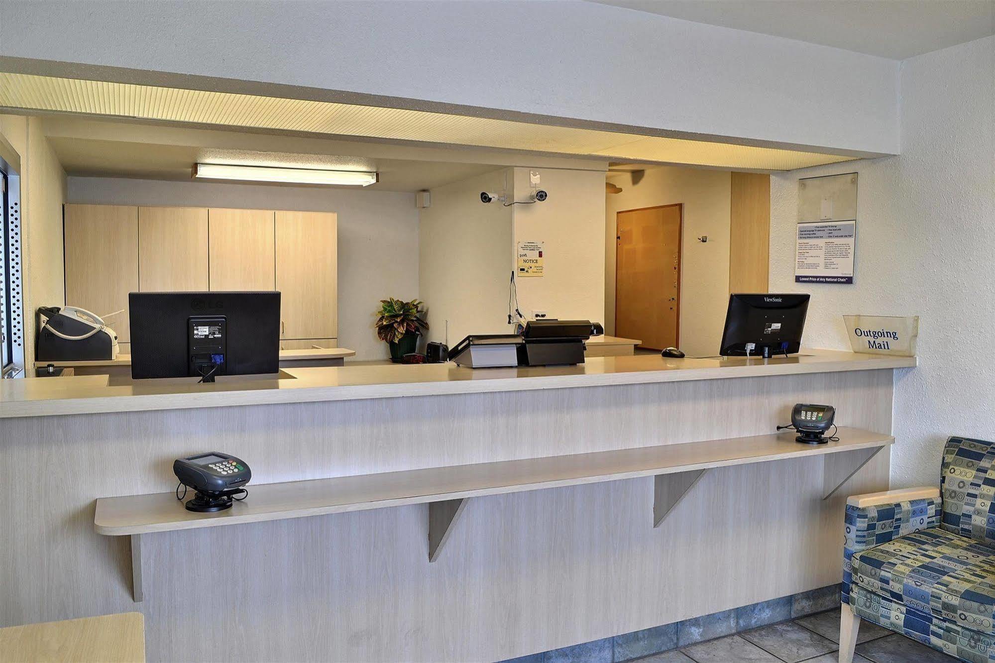 Motel 6-Billings, Mt - South Экстерьер фото