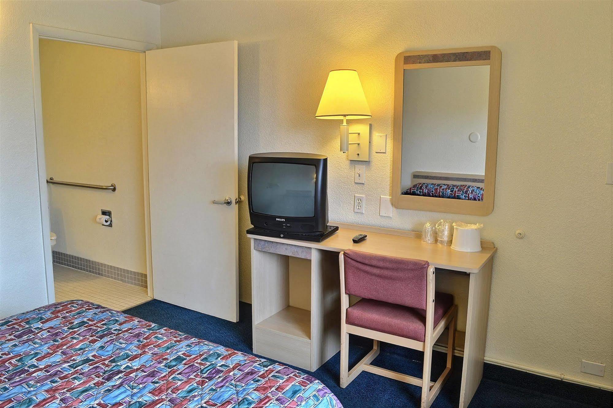 Motel 6-Billings, Mt - South Экстерьер фото