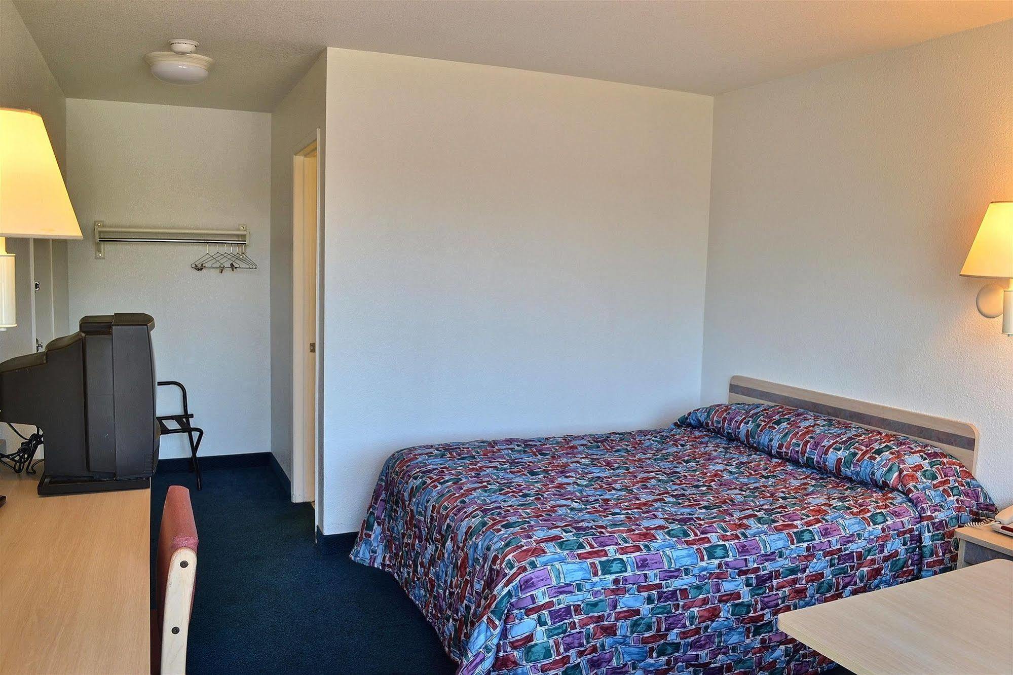 Motel 6-Billings, Mt - South Экстерьер фото